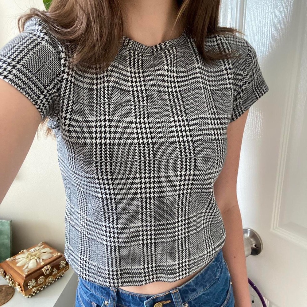 Brandy Melville Houndstooth top